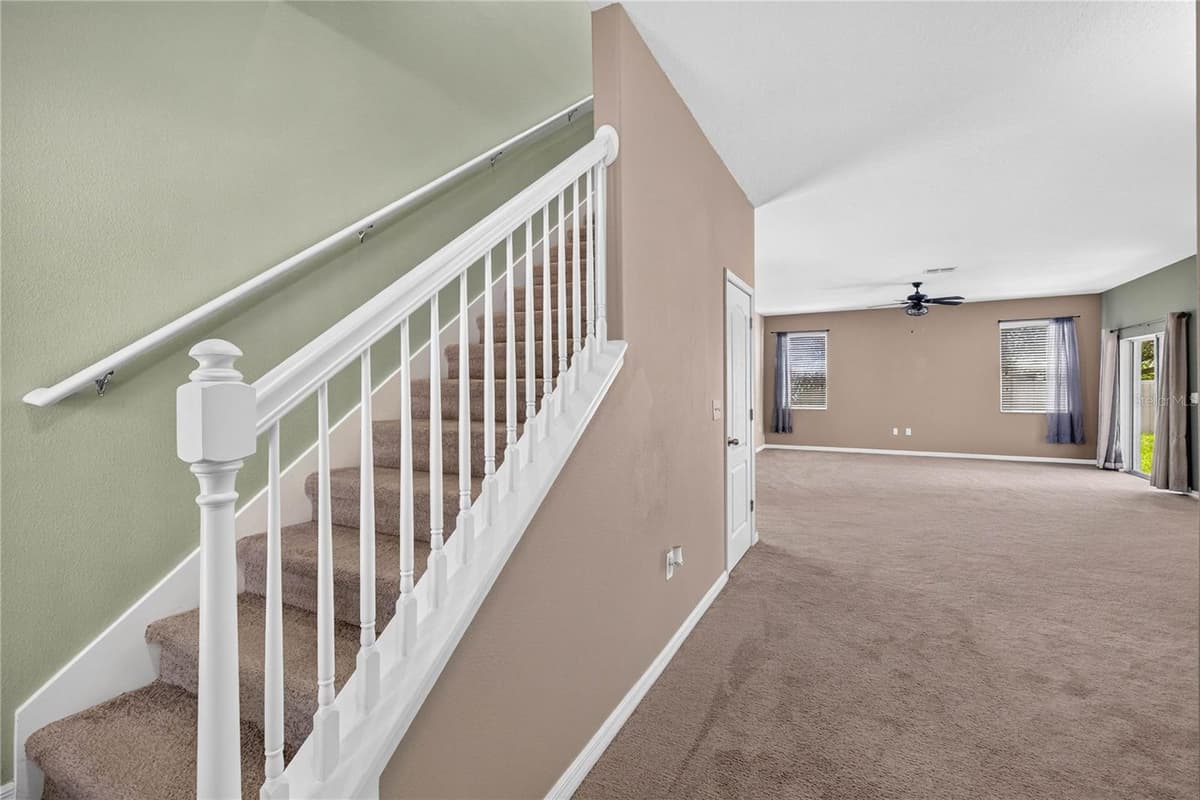 13752 REINDEER CIRCLE — photo 5 of 51