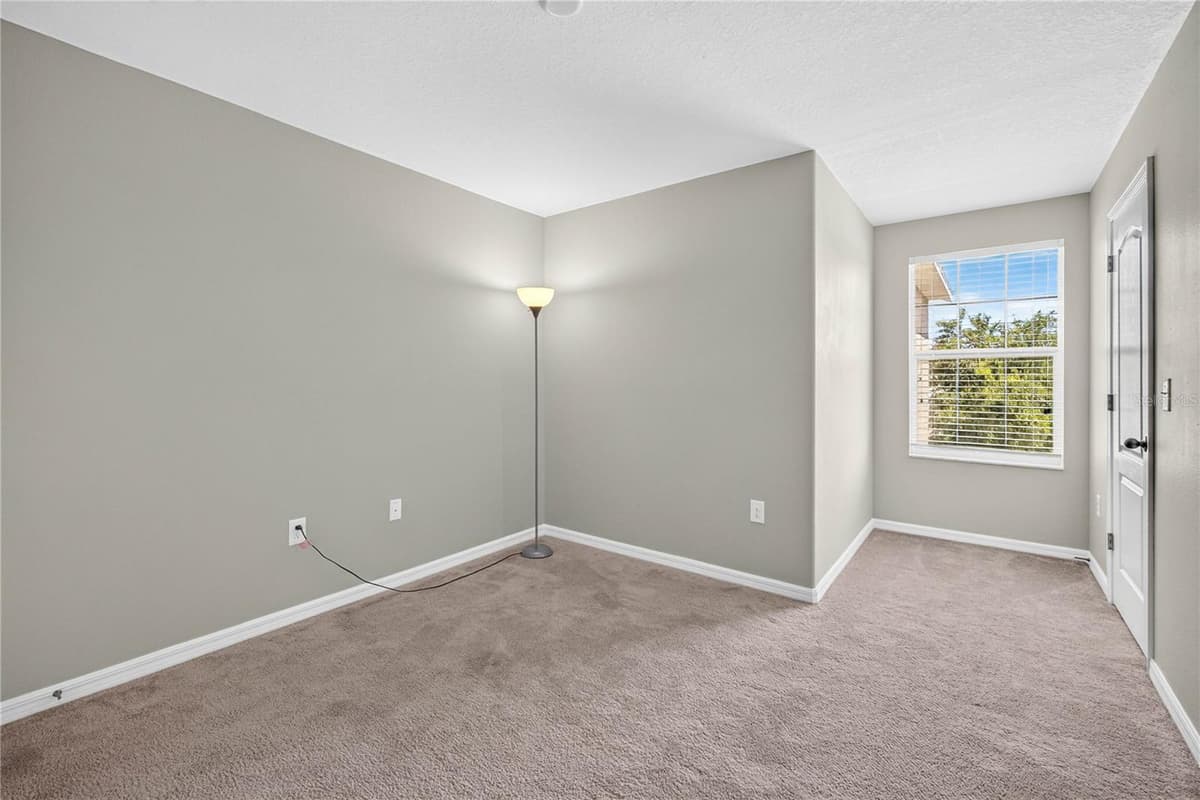 13752 REINDEER CIRCLE — photo 24 of 51