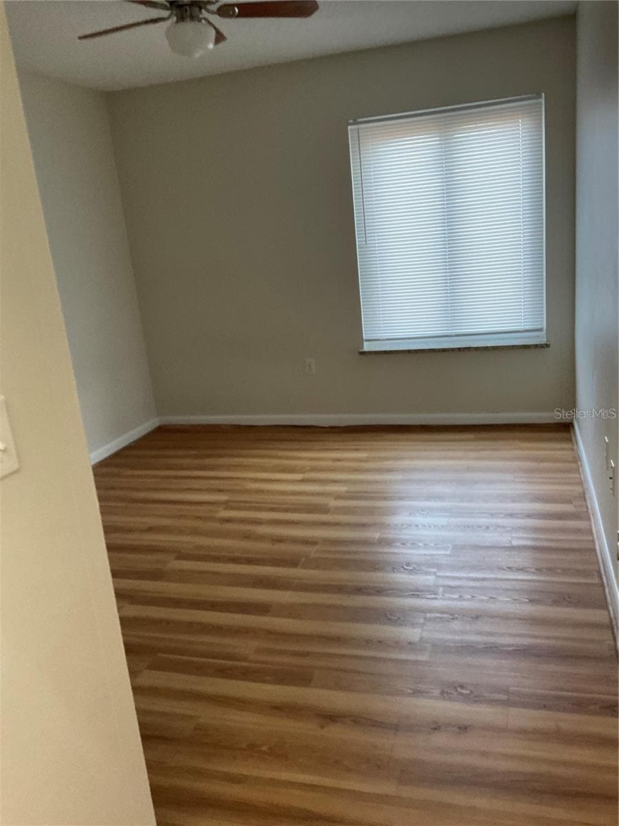 2500 21ST STREET — photo 10 of 27