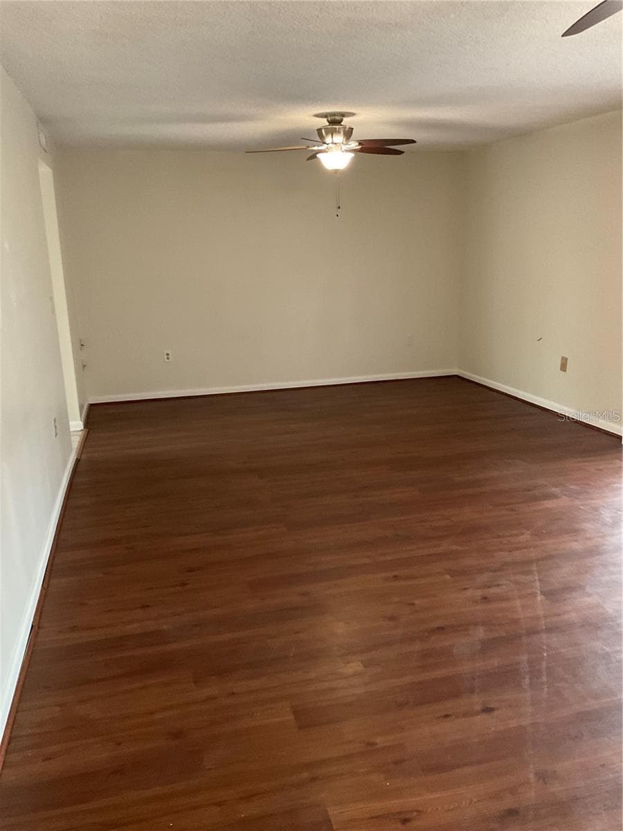 2500 21ST STREET — photo 14 of 27