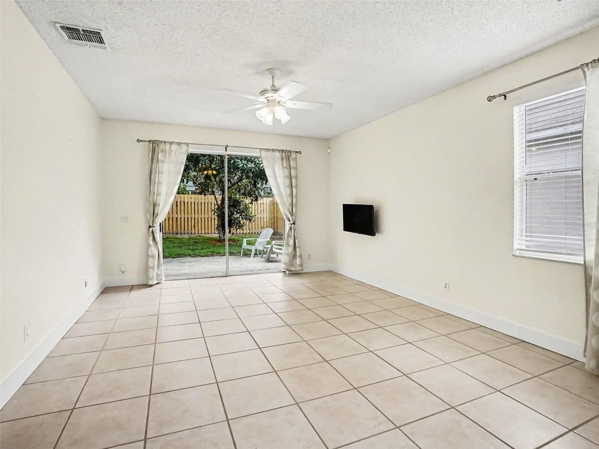 14523 KRISTENRIGHT LANE — photo 10 of 25