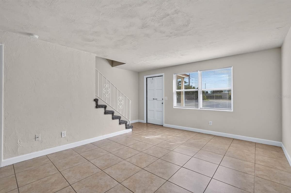 1600 PALMETTO AVENUE — photo 9 of 35