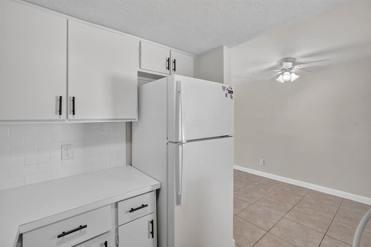 1600 PALMETTO AVENUE — photo 16 of 35