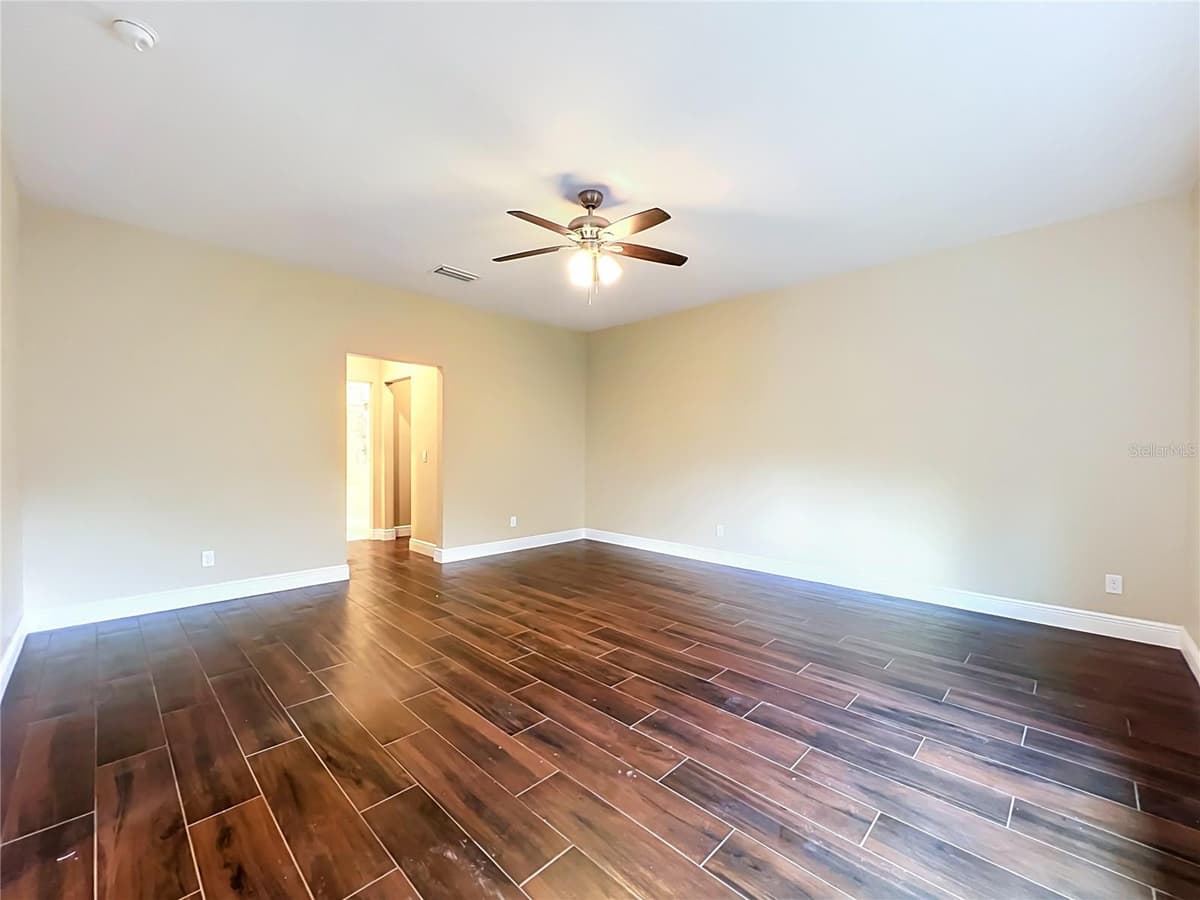 19504 ROBERTSON STREET — photo 49 of 98