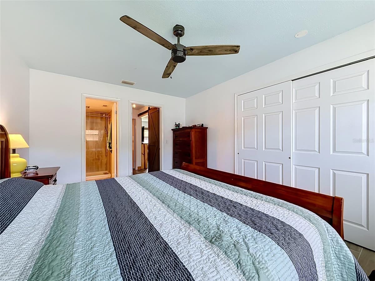 602 MINDY DRIVE — photo 23 of 54