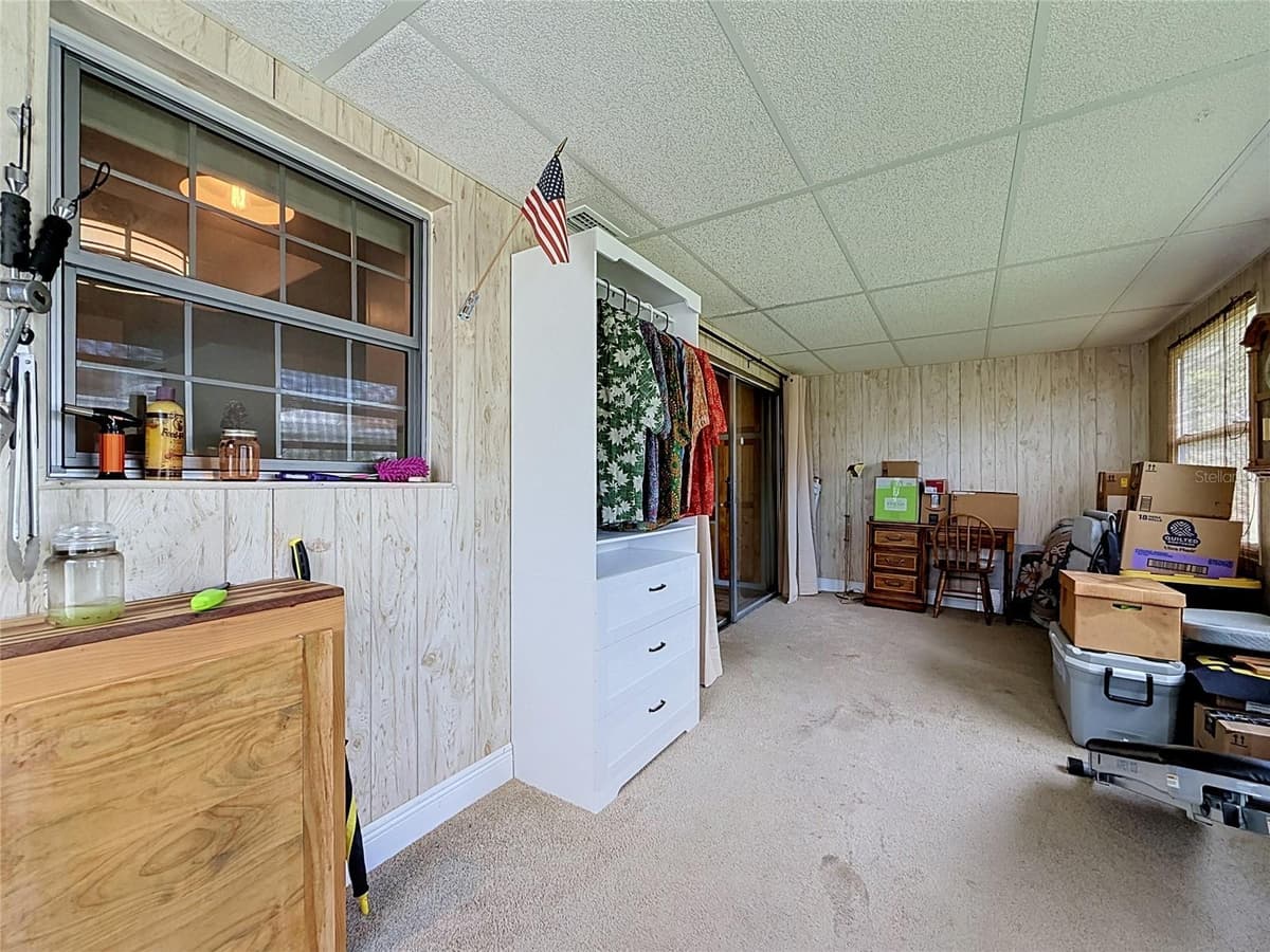 602 MINDY DRIVE — photo 29 of 54