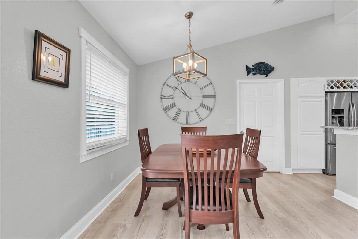 6501 MOCKINGBIRD WAY — photo 17 of 45