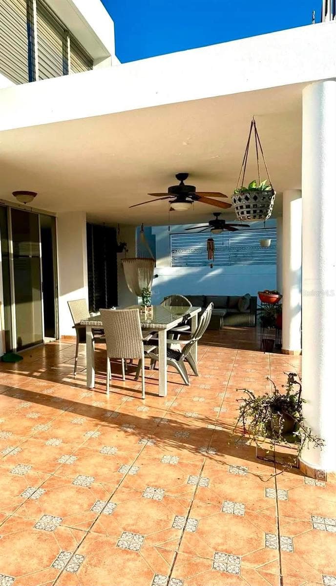 Calle 10 S7 — photo 8 of 11
