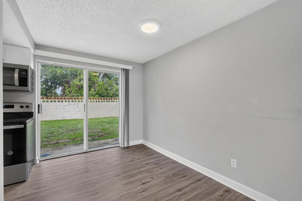 1600 PALMETTO AVENUE — photo 11 of 35