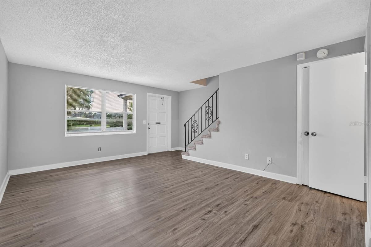 1600 PALMETTO AVENUE — photo 9 of 35