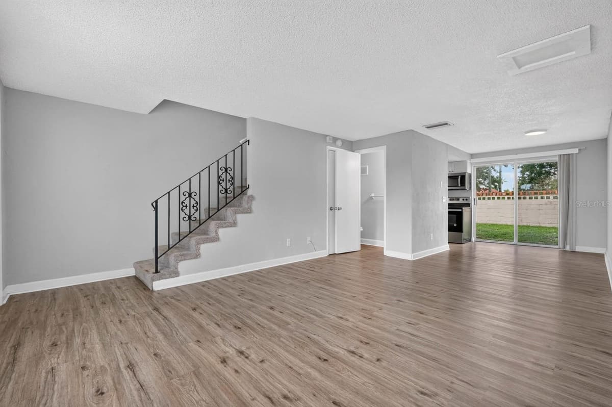 1600 PALMETTO AVENUE — photo 8 of 35