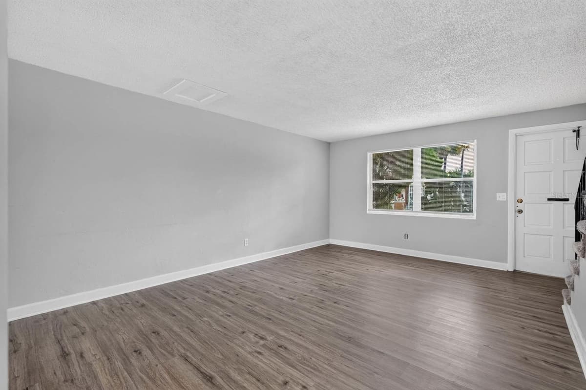 1600 PALMETTO AVENUE — photo 10 of 35