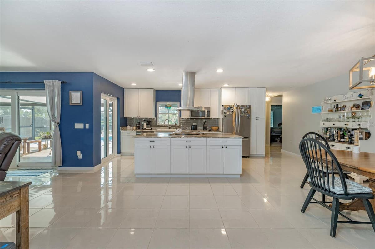 1305 WINDJAMMER PLACE — photo 15 of 51