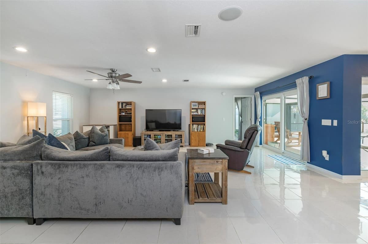 1305 WINDJAMMER PLACE — photo 14 of 51