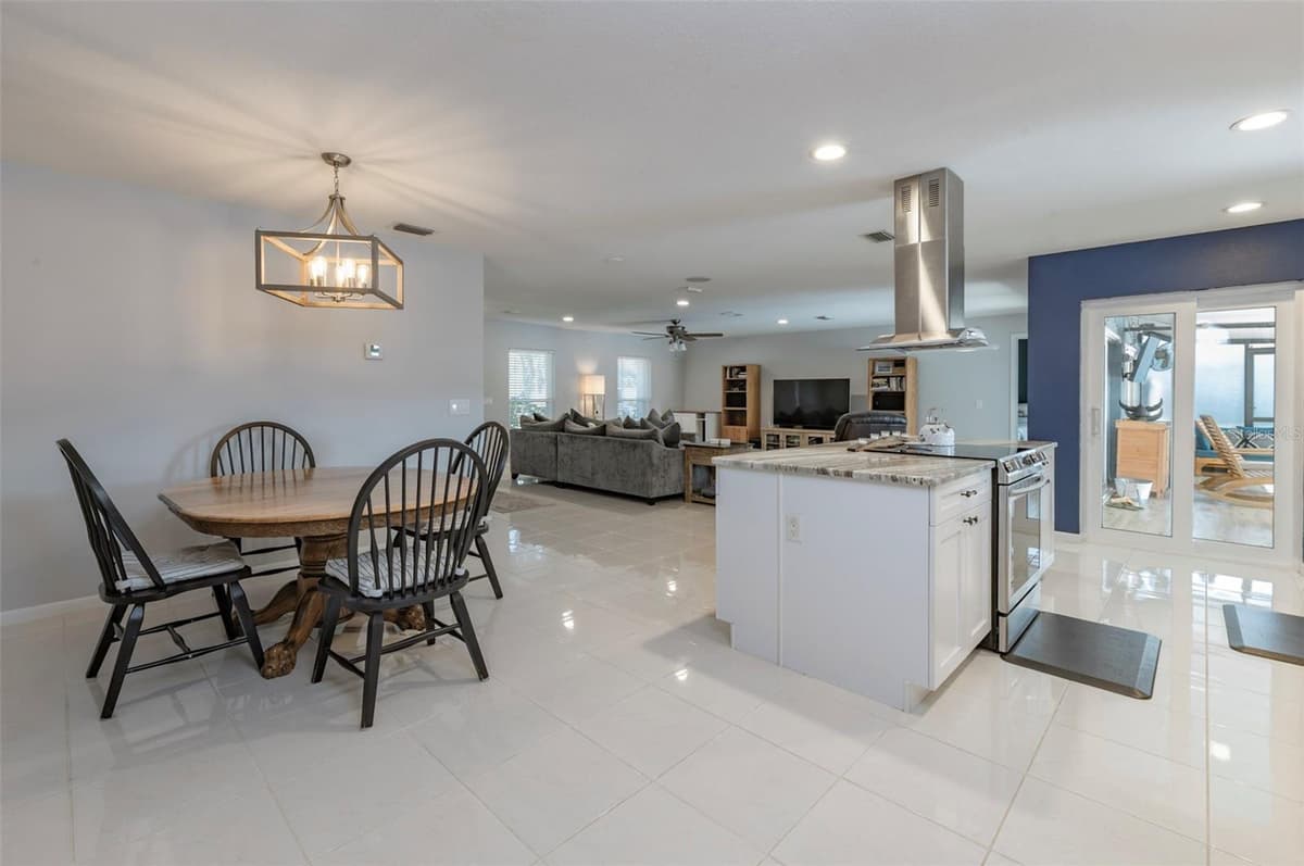 1305 WINDJAMMER PLACE — photo 19 of 51