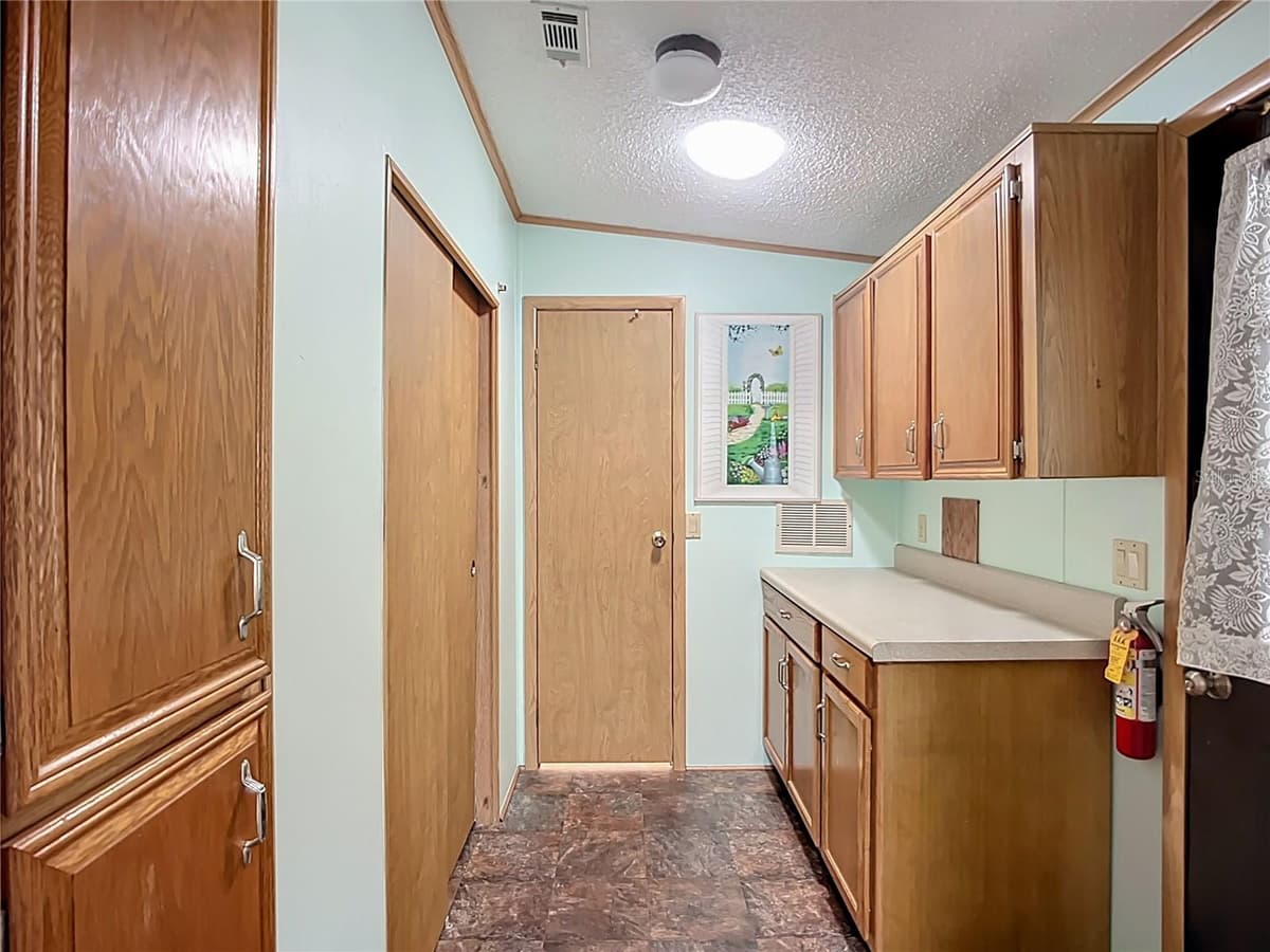 89 WHIPPORWILL COURT — photo 33 of 47