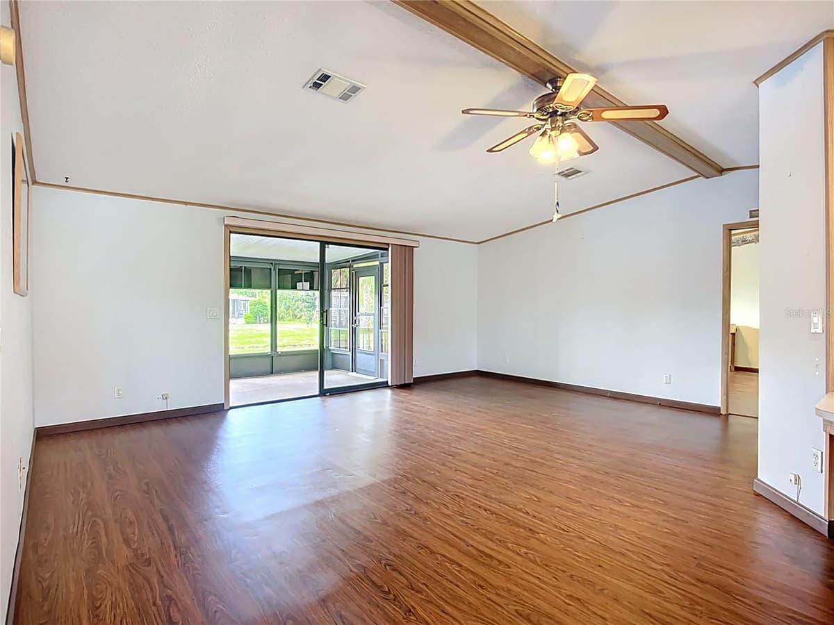 89 WHIPPORWILL COURT — photo 11 of 47