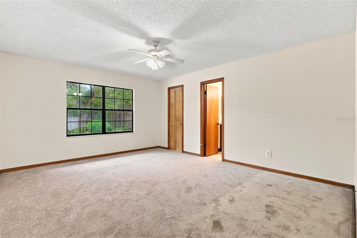 226 COUNCIL BLUFFS DRIVE — photo 24 of 44