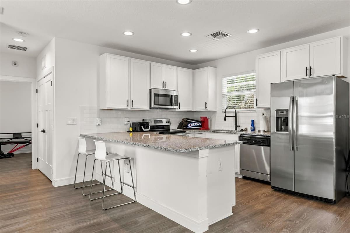 638 LIVINGSTON STREET — photo 59 of 80