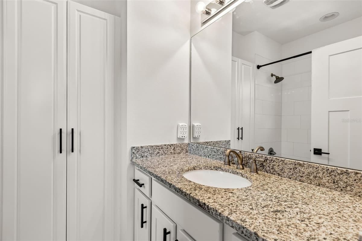 638 LIVINGSTON STREET — photo 61 of 80