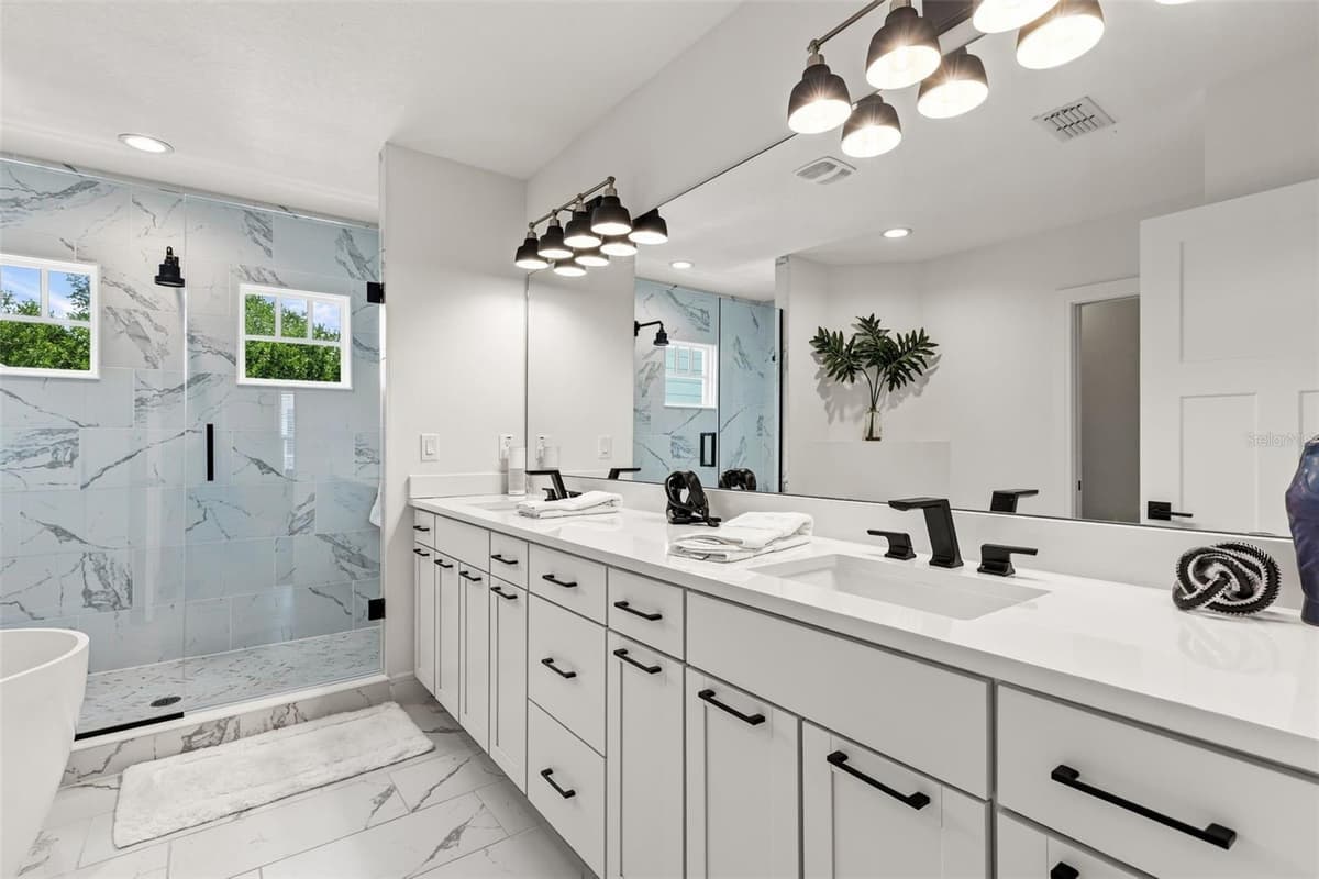 638 LIVINGSTON STREET — photo 37 of 80