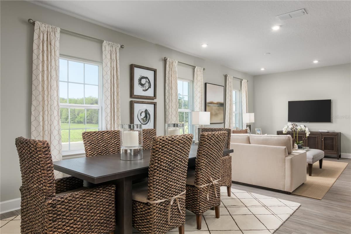 2035 MALLARD BOULEVARD — photo 10 of 20