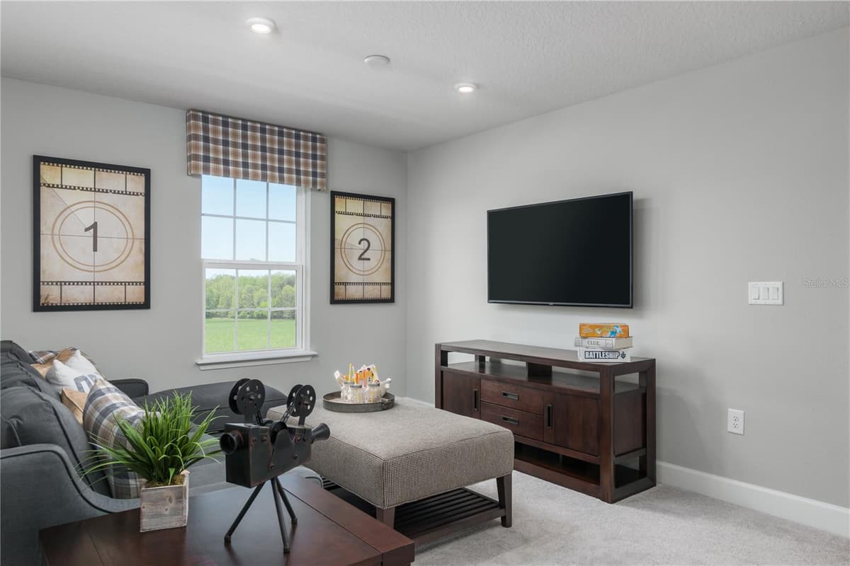2035 MALLARD BOULEVARD — photo 15 of 20