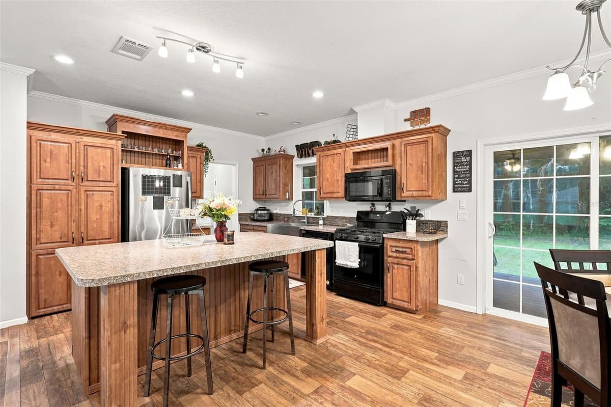 2050 MINORCA ROAD — photo 35 of 56