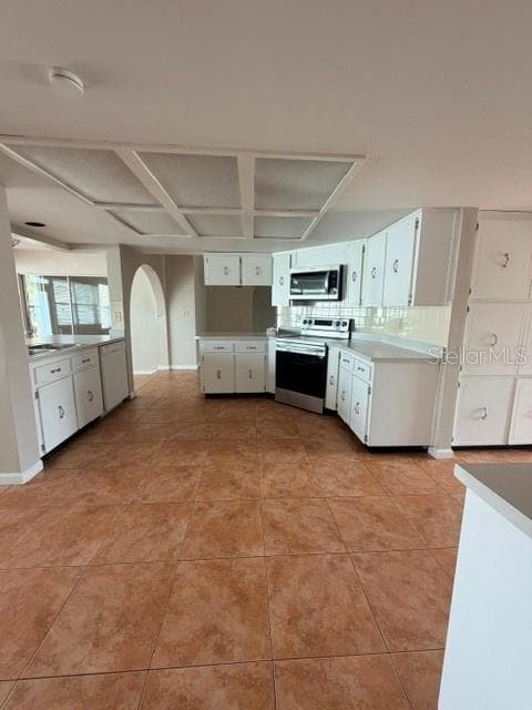 527 WAYFARER DRIVE — photo 4 of 6