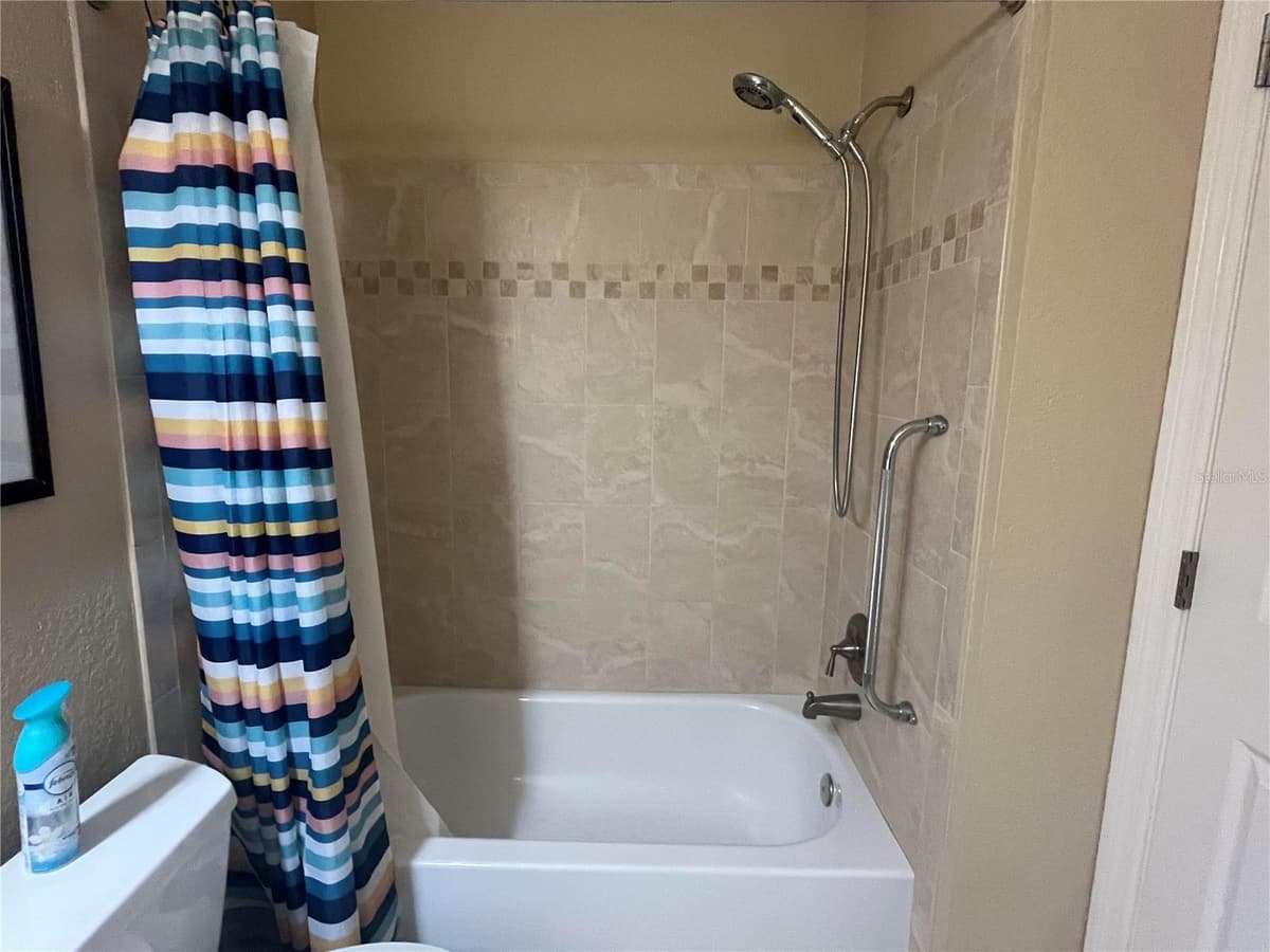 11414 STANSBERRY DRIVE — photo 19 of 23
