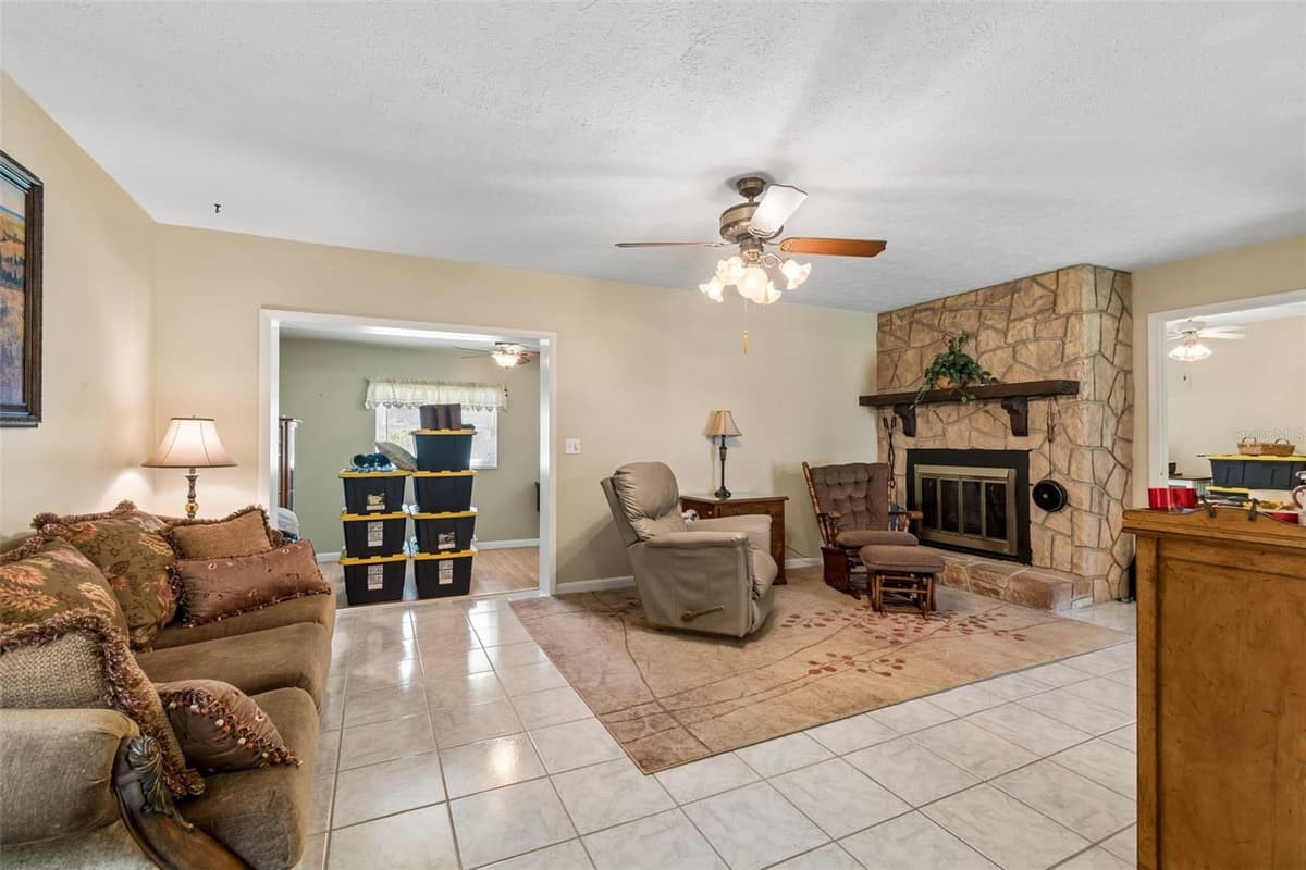 2321 WOOTEN ROAD — photo 9 of 54