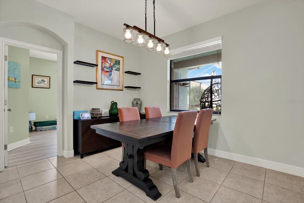 652 TIERRA DRIVE — photo 12 of 43