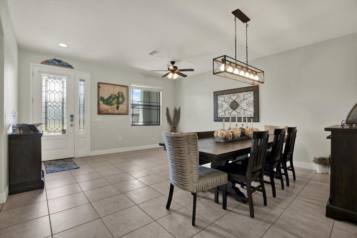 652 TIERRA DRIVE — photo 6 of 43