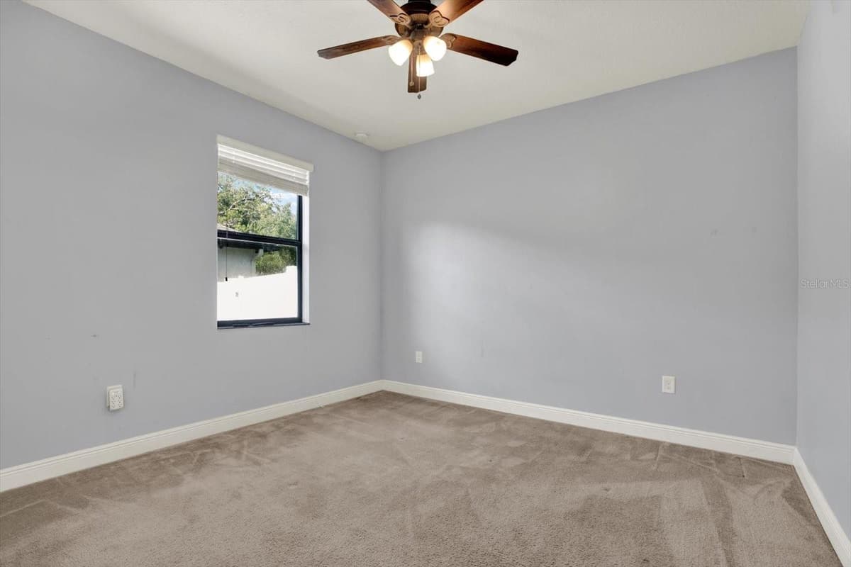 652 TIERRA DRIVE — photo 26 of 43