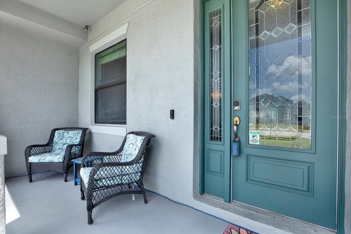 652 TIERRA DRIVE — photo 5 of 43