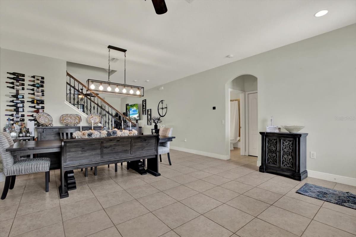 652 TIERRA DRIVE — photo 7 of 43
