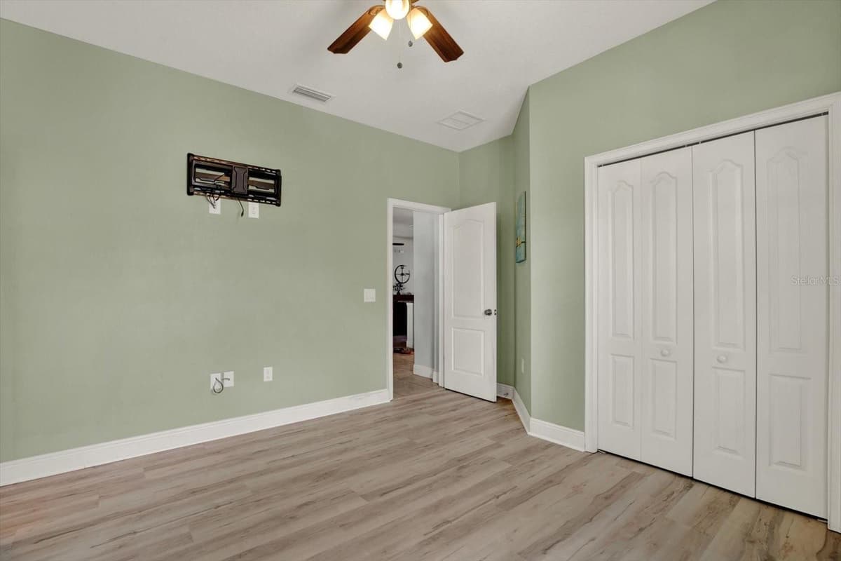 652 TIERRA DRIVE — photo 29 of 43