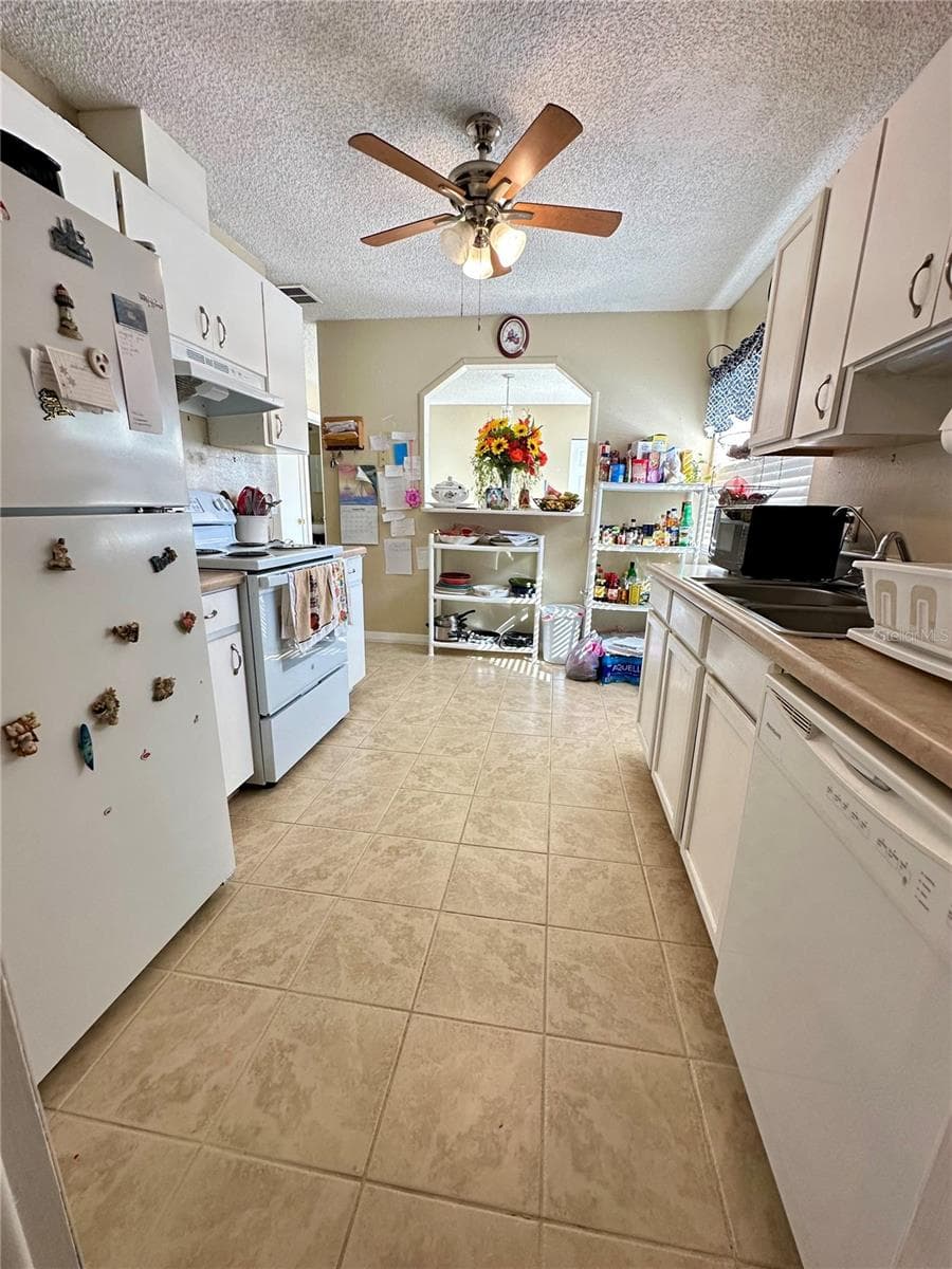 35 HICKORY TRACK WAY — photo 13 of 17
