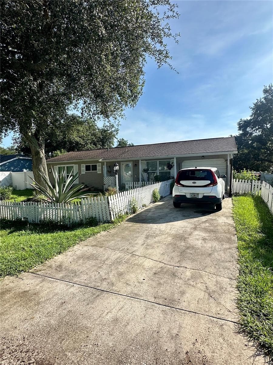 35 HICKORY TRACK WAY — photo 2 of 17