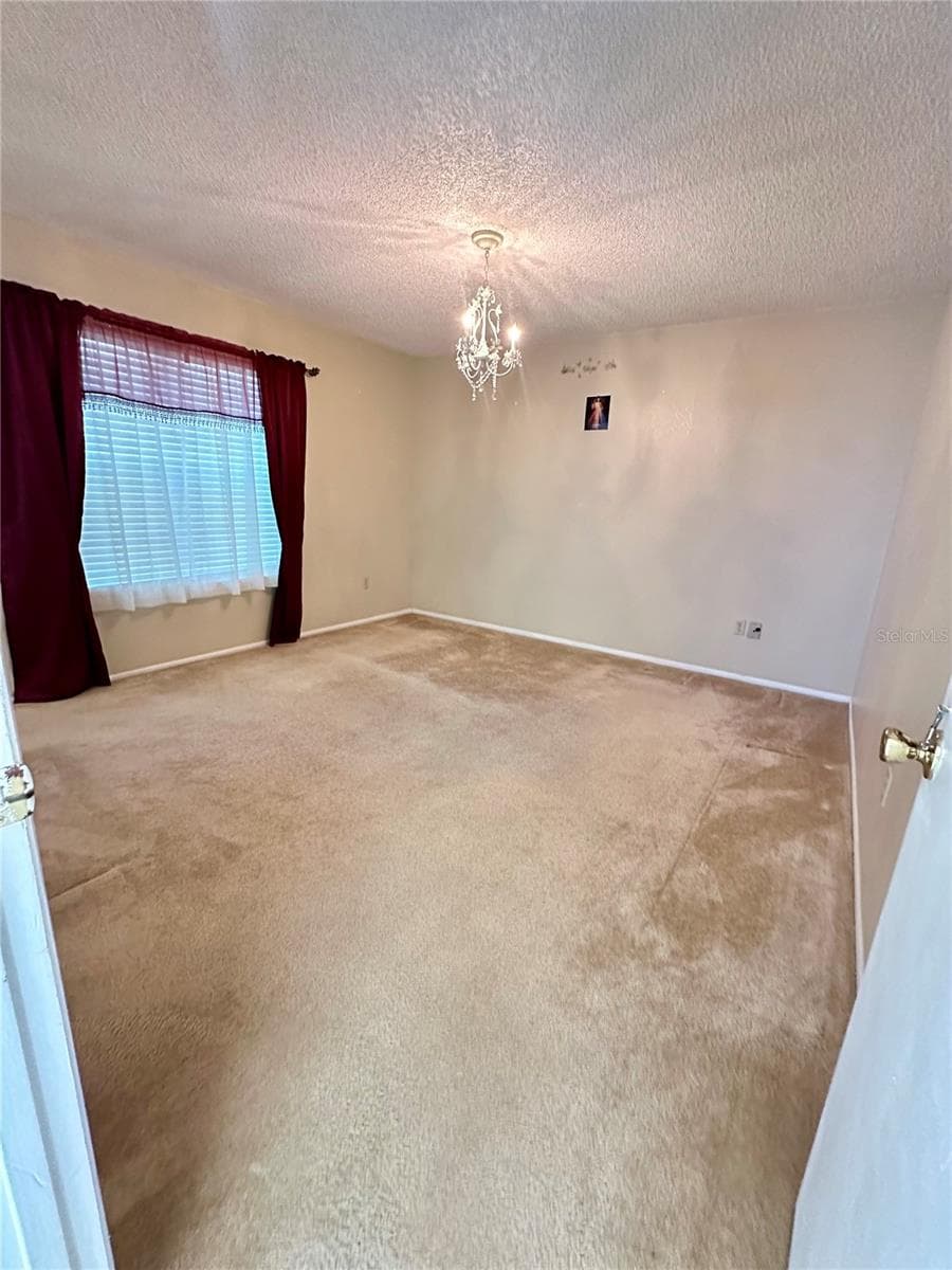 35 HICKORY TRACK WAY — photo 10 of 17