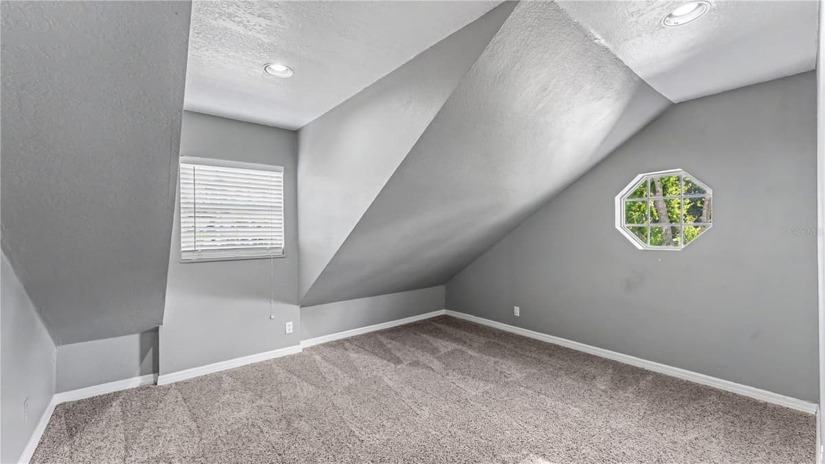 4233 HOMEWOOD LANE — photo 34 of 65