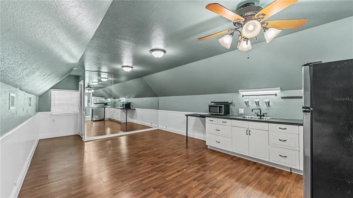 4233 HOMEWOOD LANE — photo 49 of 65