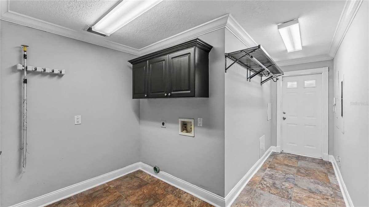 4233 HOMEWOOD LANE — photo 45 of 65
