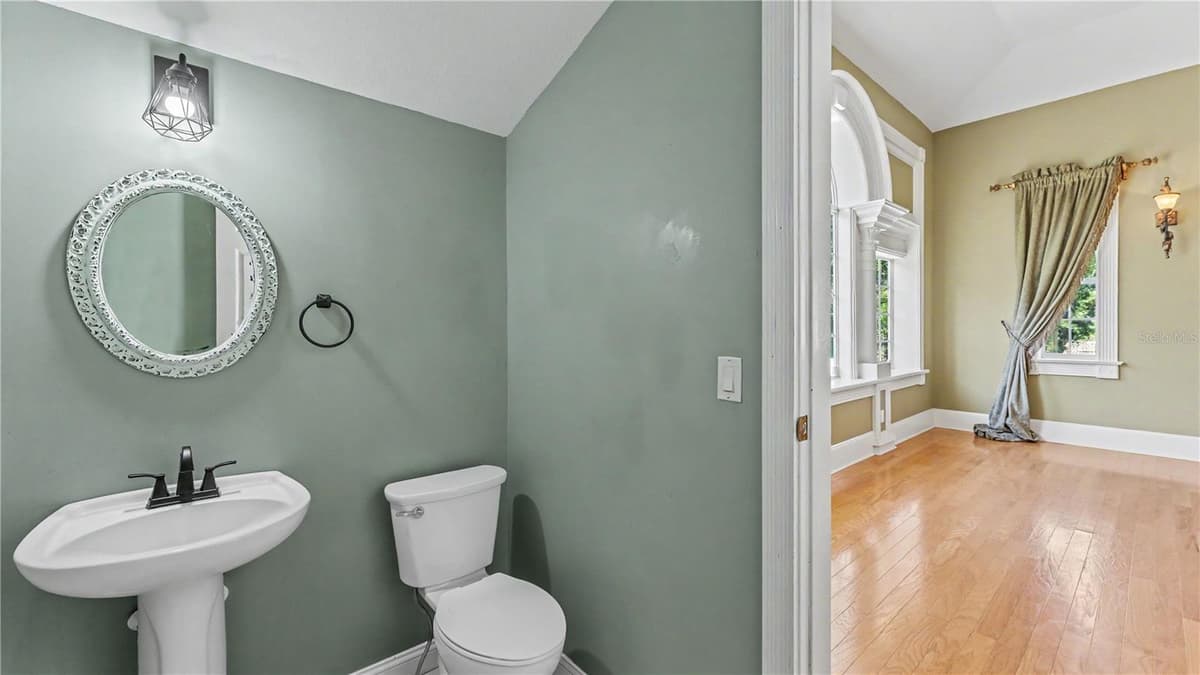 4233 HOMEWOOD LANE — photo 16 of 65