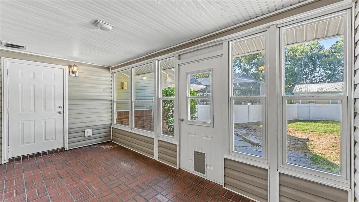 4233 HOMEWOOD LANE — photo 46 of 65