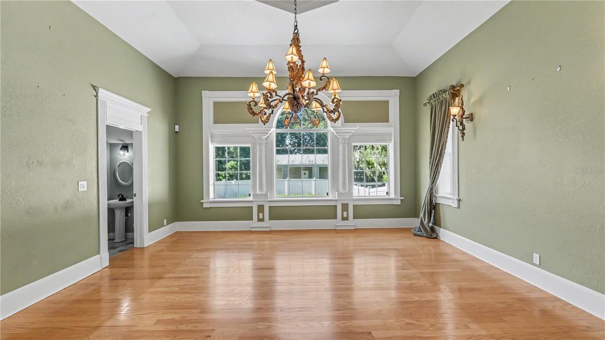 4233 HOMEWOOD LANE — photo 13 of 65