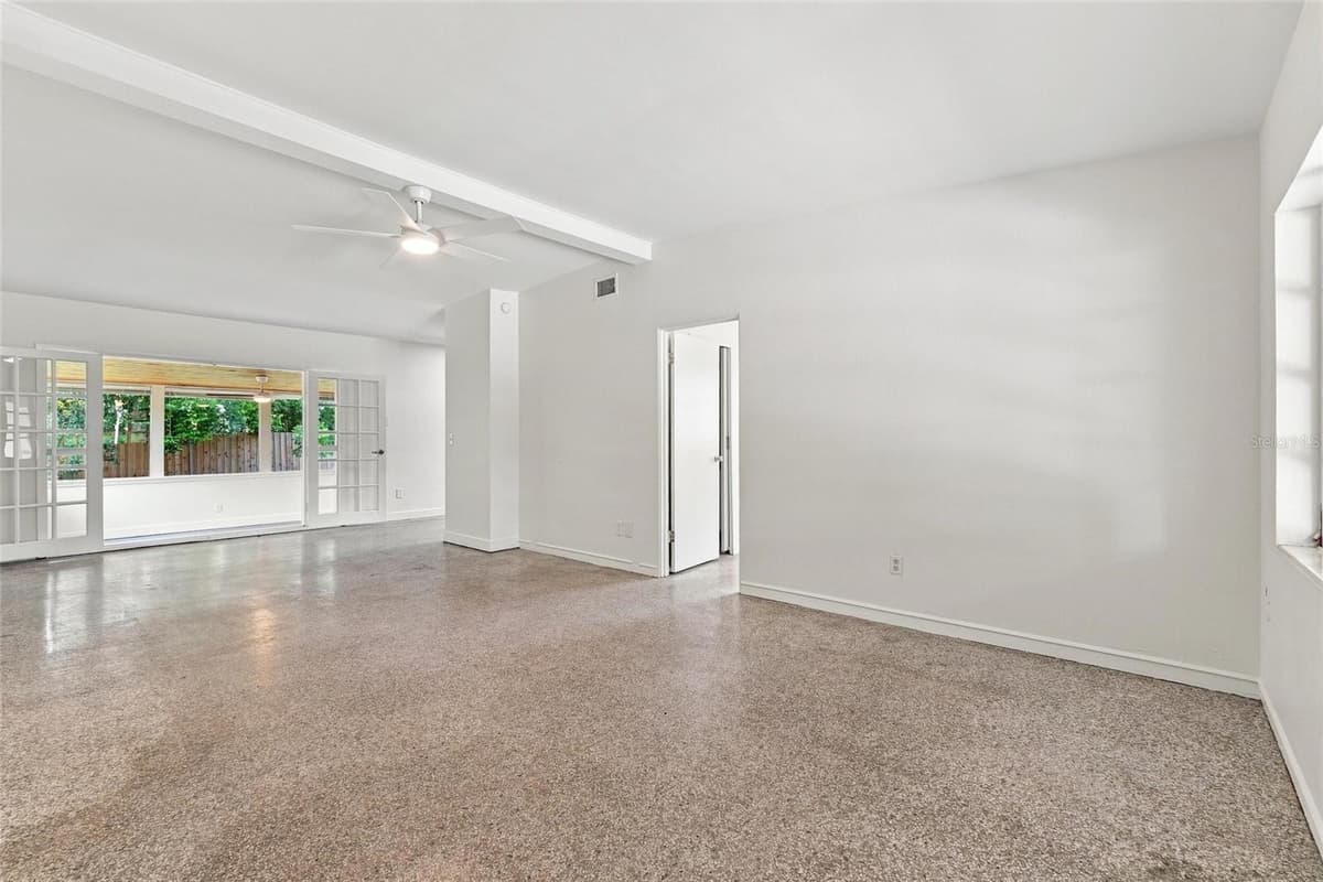 4404 MARILYN AVENUE — photo 3 of 31