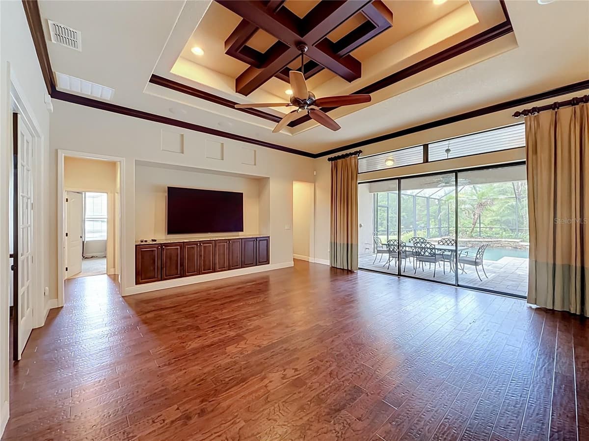 5905 TANGERINE RESERVE COURT — photo 5 of 82