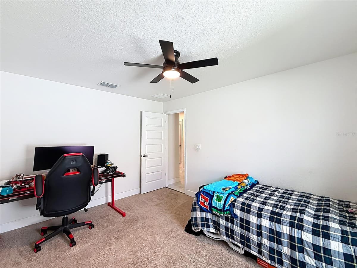 5108 90TH PLACE — photo 25 of 60