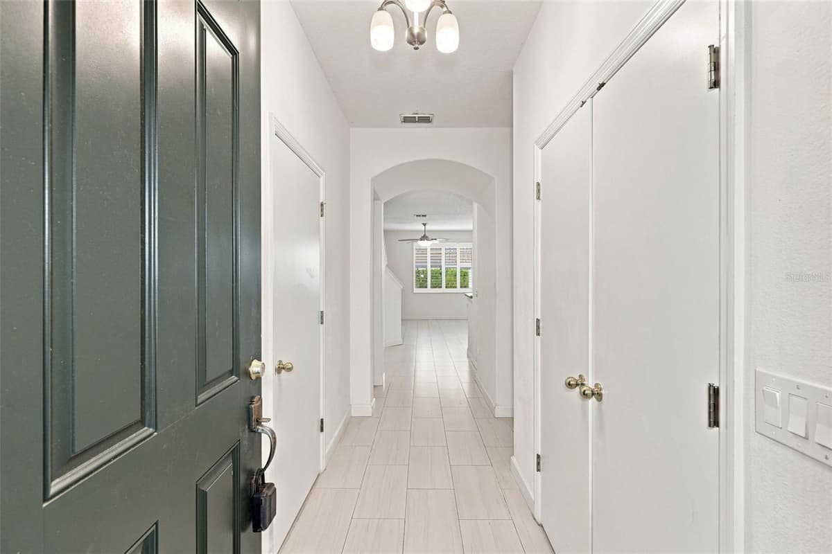 340 GOLDEN DEWDROP WAY — photo 3 of 37